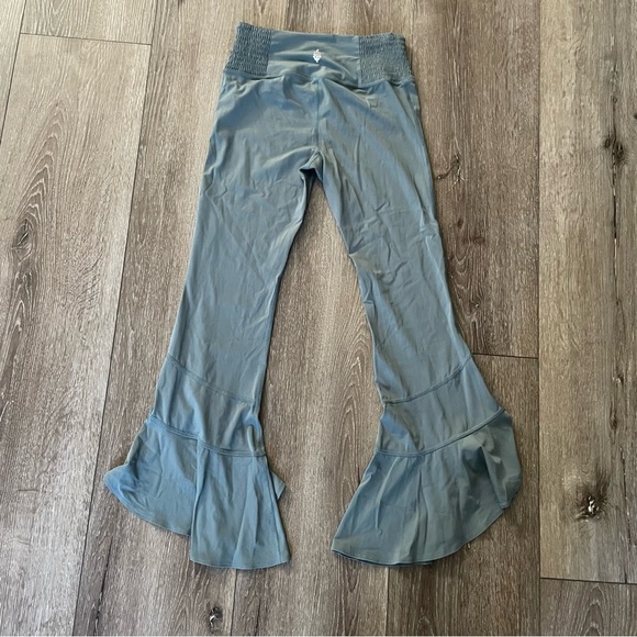 Free People FP Movement Starlight Flared Pants Small - Picture 4 of 13